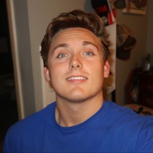 Meet your Posher, Chrisitan